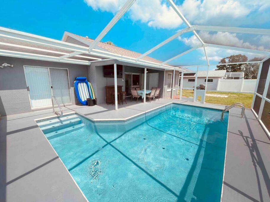 Manatee Oasis Weeki Wachee Family Fun Pool Home Спринг-Хилл Экстерьер фото
